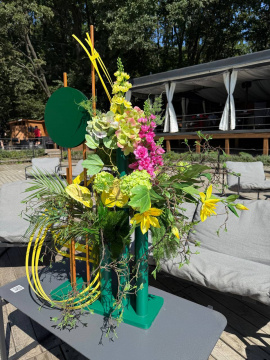 Декоративна композиція на стіл