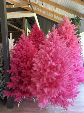 Рожеві ялинки